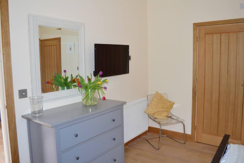 The Tack - Rural Boutique Retreat For Two * Clapham (West Sussex)